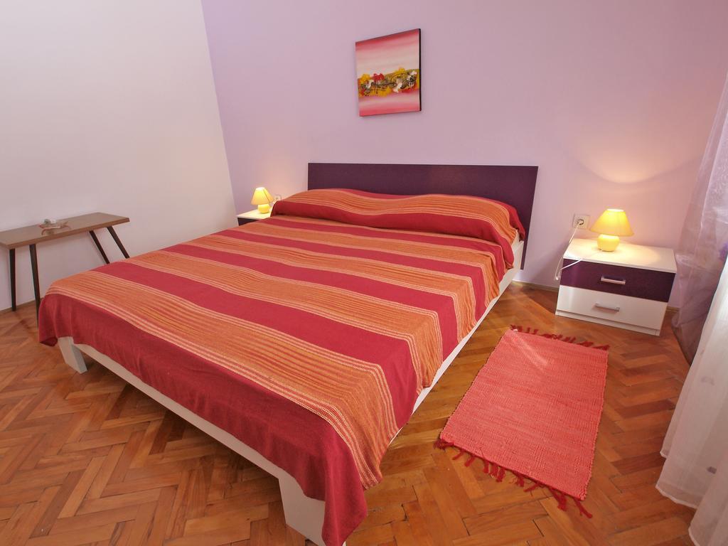 Apartments Ivanka 1056 Pula Luaran gambar