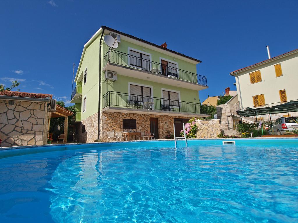 Apartments Ivanka 1056 Pula Luaran gambar